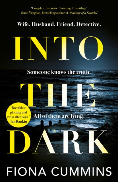 Into the Dark, Fiona Cummins - Paperback - 9781529040166