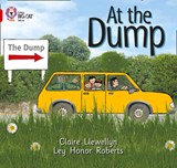 At the Dump - Claire Llewellyn - 9780007185634