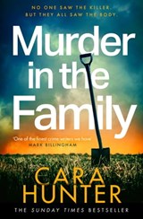 Murder in the Family - Cara Hunter - 9780008530037