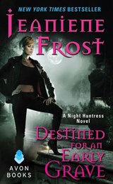Destined For an Early Grave - Jeaniene Frost - 9780061892899