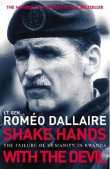 Shake Hands With The Devil - Romeo Dallaire - 9780099478935