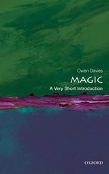 Magic: A Very Short Introduction | UniversityofHertfordshire)Davies Owen(ProfessorofSocialHistory | 