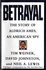 Betrayal - Tim Weiner ; David Johnston ; Neil A. Lewis - 9780307824448