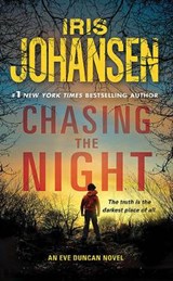 Chasing the Night - JOHANSEN,  Iris - 9780312651251