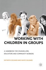 Working With Children in Groups -  - 9780333921432