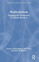 Playful Methods - Carmen Liliana Medina ; Mia Perry ; Karen Wohlwend - 9780367211516