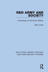 Red Army and Society - Ellen (USA) Jones - 9780367633875