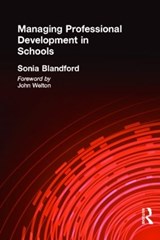 Managing Professional Development in Schools - Sonia Blandford - 9780415197595