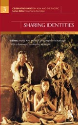 Sharing Identities - Mohd Anis Md Nor ; Stephanie Burridge - 9780415678360