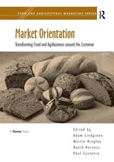 Market Orientation - Martin Hingley ; Paul Custance - 9780566092084