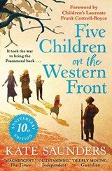 Five Children on the Western Front - Kate Saunders - 9780571399789