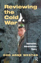 Reviewing the Cold War - Odd Arne Westad - 9780714650722
