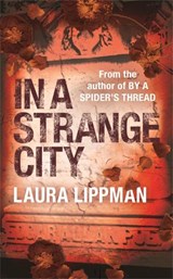 In a Strange City - Laura Lippman - 9780752848105