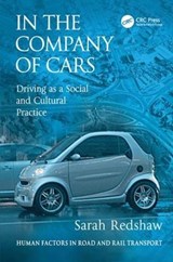 In the Company of Cars - Sarah Redshaw - 9780754671985