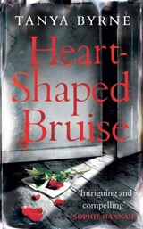Heart-shaped Bruise - Tanya Byrne - 9780755393060
