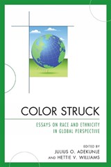 Color Struck - Julius O. Adekunle ; Hettie V. Williams - 9780761850649