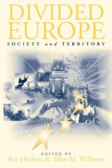 Divided Europe - Ray Hudson ; Allan M. Williams - 9780761957539