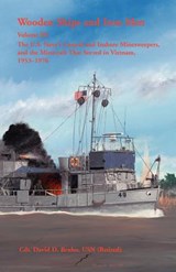 Wooden Ships and Iron Men - BRUHN,  David - 9780788453458