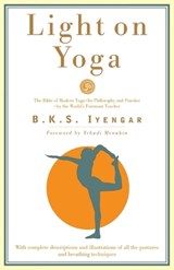 Light on Yoga - B.K.S. Iyengar - 9780805210316