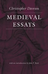 Medieval Essays - Christopher Dawson - 9780813210179