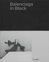 Balenciaga in black: the black work