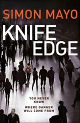Knife edge - simon mayo - 9780857526595