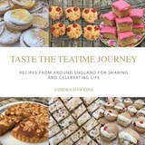 English Teatime Treats 2 - Sandra Hawkins - 9780995762329