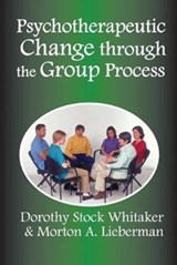 Psychotherapeutic Change Through the Group Process - Leonard Blank - 9781138531123