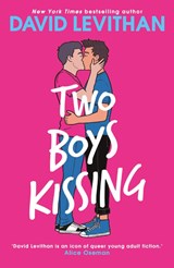 Two Boys Kissing - David Levithan - 9781405264433