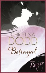 Betrayal - Christina Dodd - 9781405512879