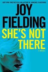 She's Not There - FIELDING,  Joy - 9781410486257