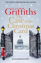 The Case of the Christmas Card - Elly Griffiths - 9781529449570