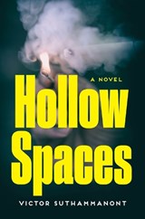 Hollow Spaces - Victor Suthammanont - 9781640097117