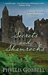 Secrets and Shamrocks - Phyllis Gobbell - 9781645991304