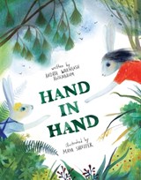Hand in Hand - Andrea Warmflash Rosenbaum - 9781681155388
