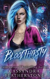 Bloodthirsty - Cassandra Featherstone - 9781736003046