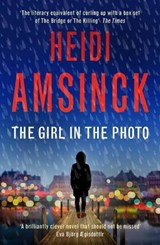 The Girl in the Photo - Heidi Amsinck - 9781739123840