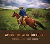 Along the Western Front - Leah Hennel - 9781771602051
