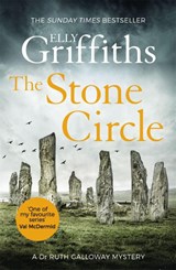 The Stone Circle - Elly Griffiths - 9781786487315