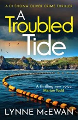 A Troubled Tide - Lynne McEwan - 9781835980651