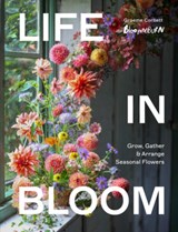 Life in Bloom - Graeme Corbett - 9781836006145