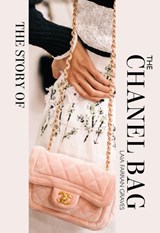 The Story of the Chanel Bag - Laia Farran Graves - 9781838611521