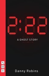 2:22 – A Ghost Story - Danny Robins - 9781839040283