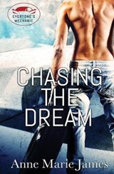 Chasing the Dream - JAMES,  Anne Marie - 9781839438059