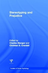 Stereotyping and Prejudice - Charles Stangor ; Christian S. Crandall - 9781841694559