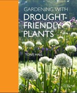 Gardening With Drought-Friendly Plants - Tony Hall - 9781842467091