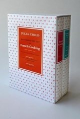 Mastering the Art of French Cooking Volumes 1 & 2 - Julia Child - 9781846143656