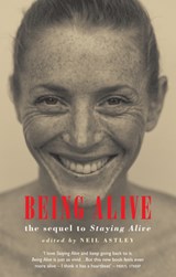 Being Alive - Neil Astley - 9781852246754