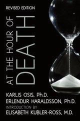 At the Hour of Death - Karlis Osis ; Erlendur Haraldsson - 9781908733276
