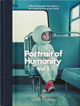Portrait Of Humanity Vol 5 - Hoxton Mini Press - 9781914314346